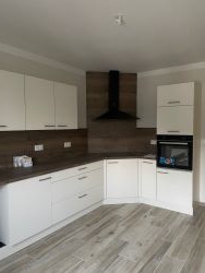 APPARTEMENT - SAINT-DIE -  4 pices (90 m) :: Loyer mensuel : 800,00 €uros