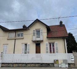 APPARTEMENT - SAINT-DIE -  2 pices (43 m) :: Loyer mensuel : 365,00 €uros