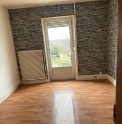 APPARTEMENT - SAINT-DIE -  2 pices (43 m) :: Loyer mensuel : 365,00 €uros
