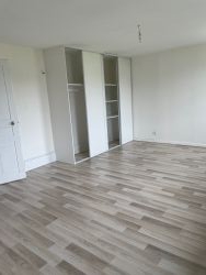 APPARTEMENT - GRANGES SUR VOLOGNE - 4 pice(s) - 109 m² :: Loyer mensuel : 600.00€