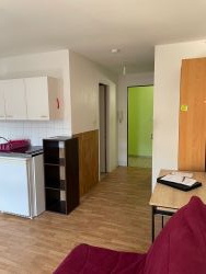 APPARTEMENT - SAINT-DIE -  1 pices (24 m) :: Loyer mensuel : 300,00 €uros