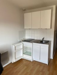 APPARTEMENT - SAINT-DIE -  1 pices (24 m) :: Loyer mensuel : 300,00 €uros