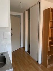 APPARTEMENT - SAINT-DIE -  1 pices (24 m) :: Loyer mensuel : 300,00 €uros