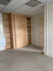 LOCAL COMMERCIAL - SAINT-DIE - 3 pi�ce(s) - 61 m&sup2; :: Loyer mensuel : 770.00&euro;