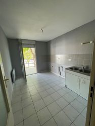 APPARTEMENT - SAINTE MARGUERITE -  3 pi�ces (70 m�) :: Loyer mensuel : 660,00 &euro;uros
