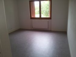 APPARTEMENT - SAINTE MARGUERITE -  2 pices (59 m) :: Loyer mensuel : 450,00 €uros