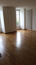 APPARTEMENT - SENONES -  3 pices (100 m) :: Loyer mensuel : 465,00 €uros