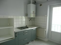 APPARTEMENT - SAINT LEONARD -  2 pices (87 m) :: Loyer mensuel : 480,00 €uros