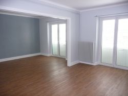 APPARTEMENT - SAINT LEONARD -  2 pices (87 m) :: Loyer mensuel : 480,00 €uros
