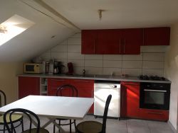 APPARTEMENT - SENONES - 3 pice(s) - 110 m² :: Loyer mensuel : 450.00€