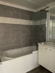 APPARTEMENT -  SENONES -  3 pices (68 m) :: Loyer mensuel : 420,00 €uros